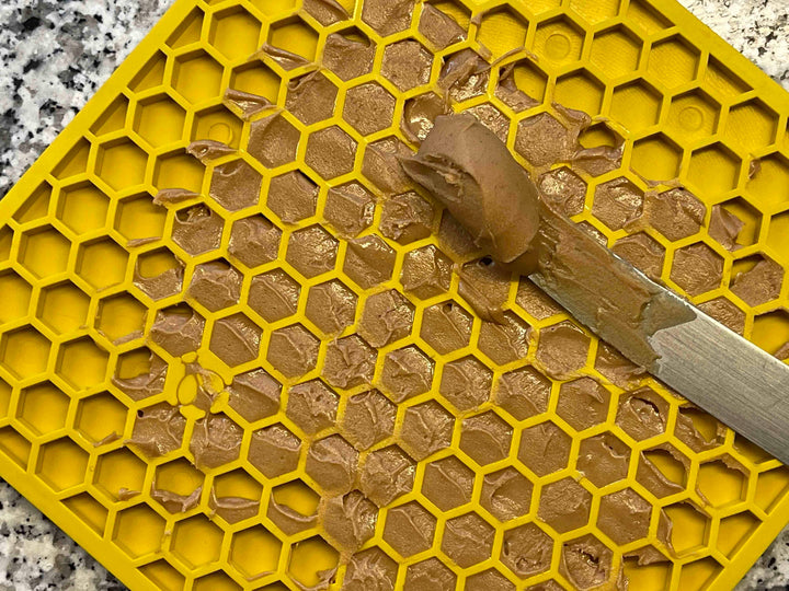 Honeycomb Design Emat Enrichment Licking Mat