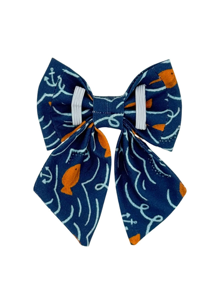 Swimming Goldfish Sailor Bow