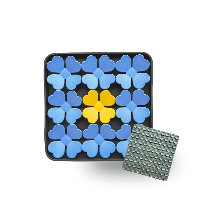 Snuffle Mat | Square | Blue
