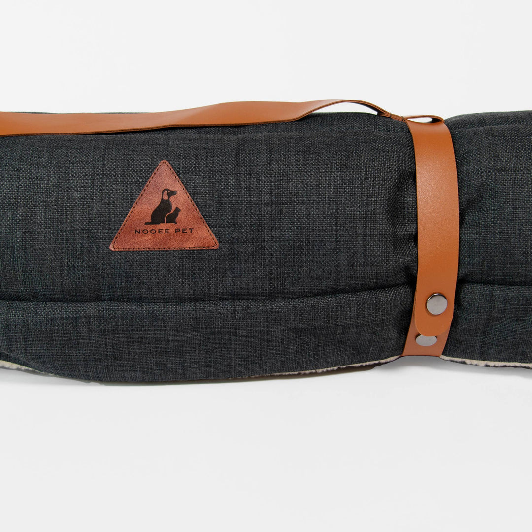 Jackson Travel Mat – Roll-Up Bed with Vegan Handle