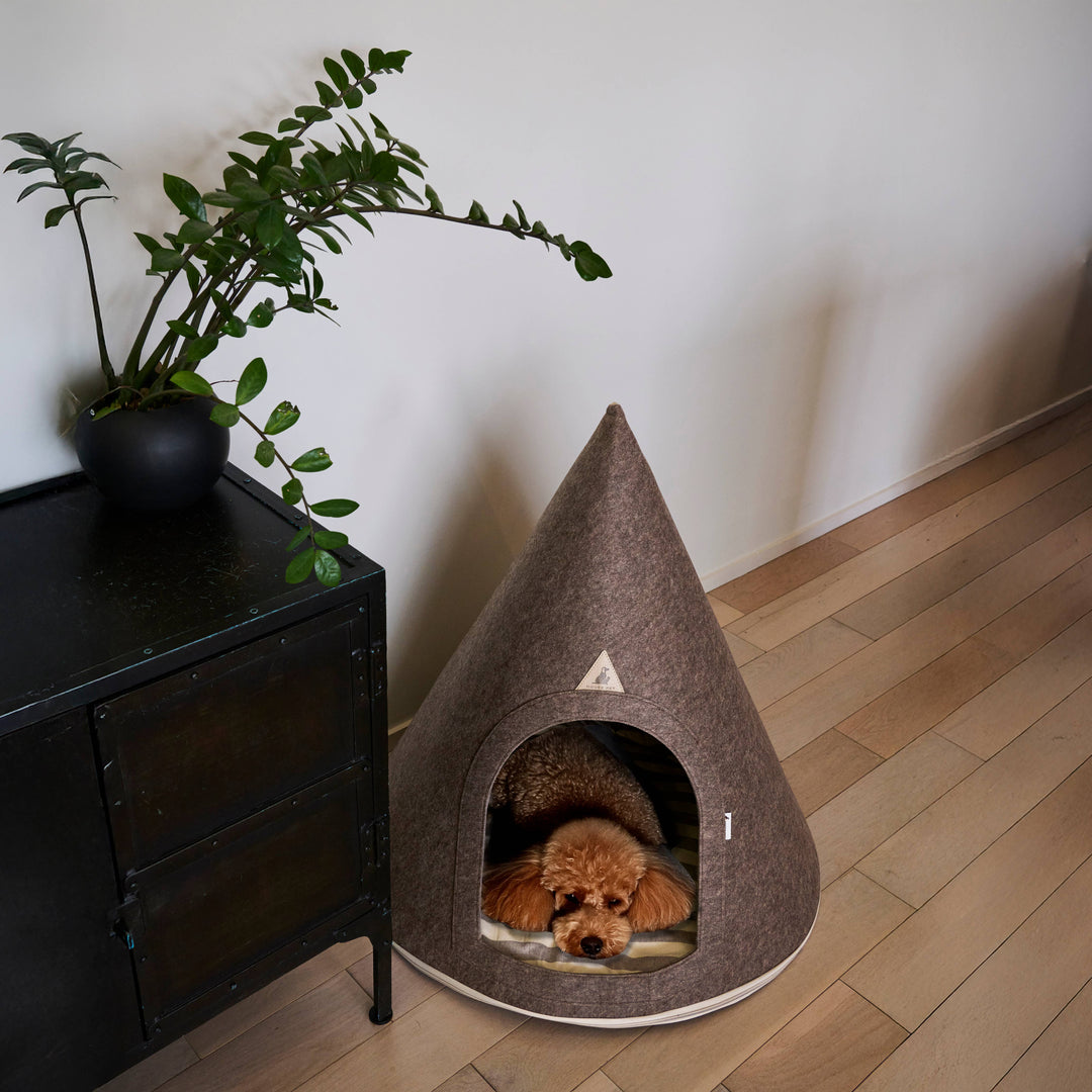 Recycled Felt Pet Cave (Brown) – Modern Foldable Dog House