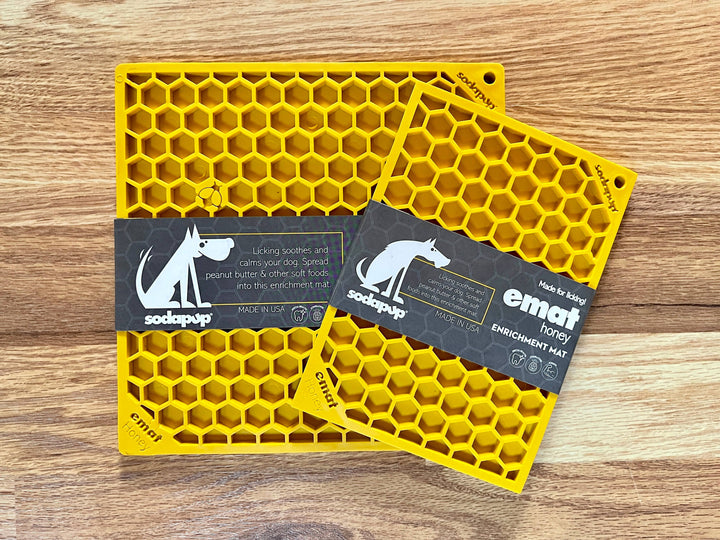 Honeycomb Design Emat Enrichment Licking Mat