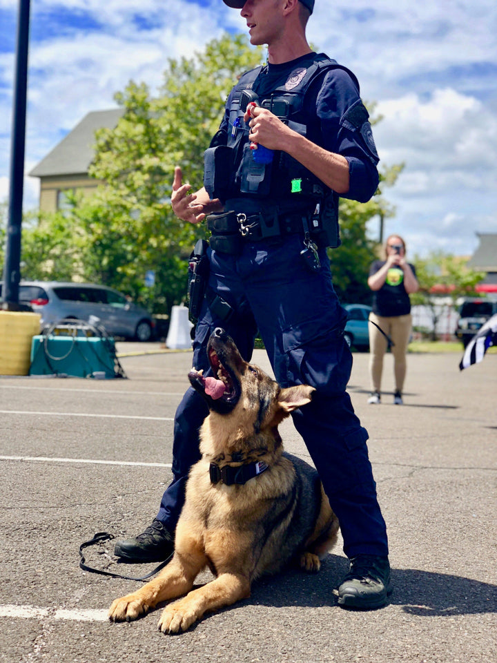 USA-K9 Magnum Grenade: Chew Toy &amp; Reward Toy