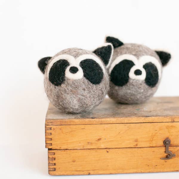Raccoon Beastball Wool Dog Toy