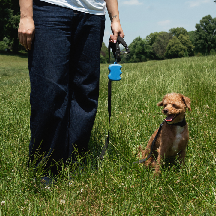 Squeeze Silicone Dog Treat Pouch Dispenser